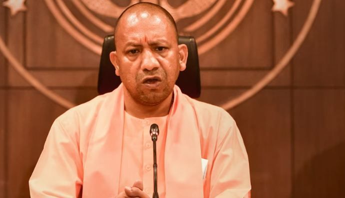 UP News योगी ने किया कांग्रेस पर तंज, कहा- असत्य के मार्ग पर चलने वाले सत्याग्रह नहीं कर सकते
