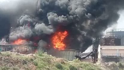 Kanpur News : कानपुर ऑयल फैक्टरी में लगी आग, दमकल की कई गाड़ियां मौके पर मौजूद