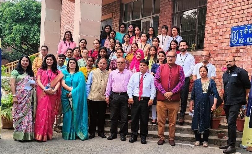 Noida News : आर्टिफिशियल इंटेलिजेंस एंड डेटा साइंस पर महिलाओं को प्रशिक्षण