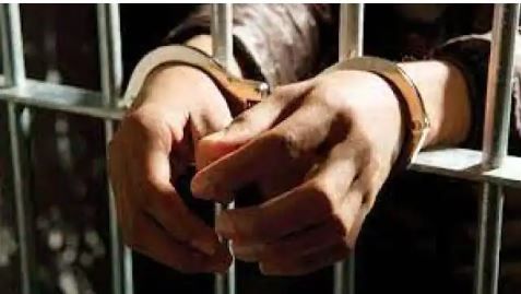 Noida News : जानिये कहां संपत्ति को लेकर आमने सामने हो गए बाप बेटे