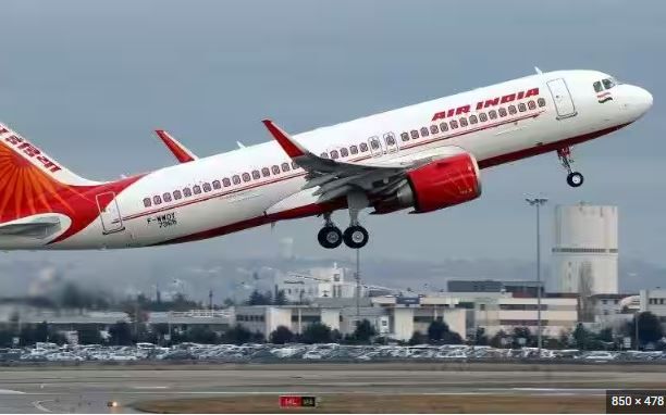 Smoking in the Plane : यात्री ने जमा नहीं की जमानत राशि, जाना पड़ा जेल