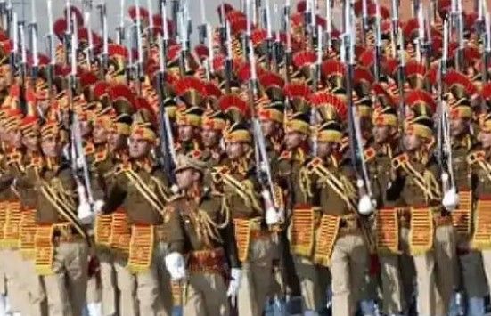 CAPF Exam : कांस्टेबल पदों के लिए हिंदी, अंग्रेजी के अलावा 13 क्षेत्रीय भाषाओं में होगी परीक्षा