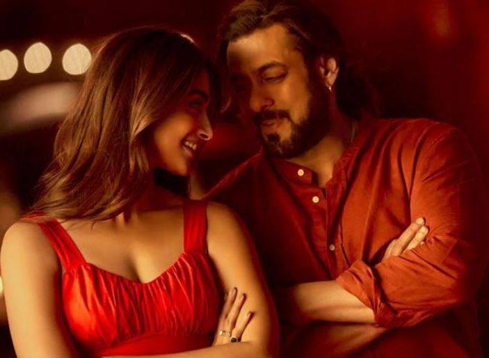 Bollywood : लोग अब भी मुझे ‘तेरे नाम’ के लिए याद रखते हैं : भूमिका चावला