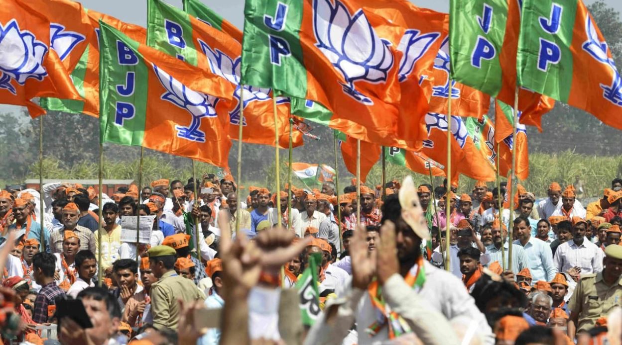 MLC Bypoll : बीजेपी प्रत्याशी करेंगे नामांकन, सीएम योगी और डिप्टी सीएम रहेंगे मौजूद, सपा में भी होगा मंथन