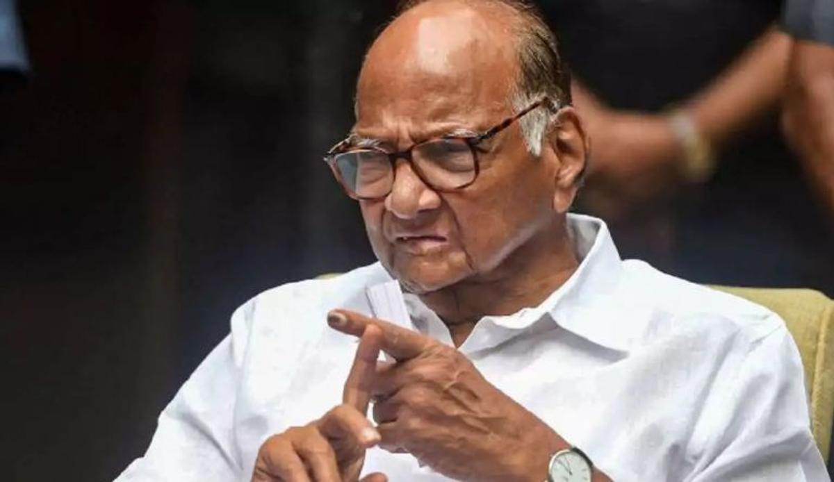 Maharashtra politics एनसीपी में भूचाल: शरद पवार के इस्तीफे के बाद कर्ई नेताओं का इस्तीफा