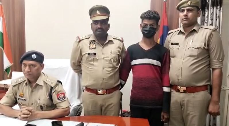 Greater Noida News : 13 साल छोटे युवक के साथ लिव इन में रह रही थी महिला, शादी के लिए हुई हत्या