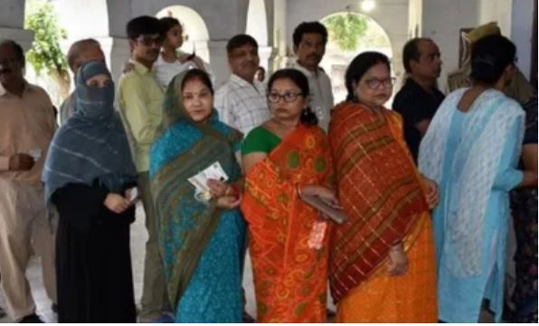 Nikay Chunav : उत्तर प्रदेश नगरीय निकाय चुनाव के दूसरे चरण के लिए मतदान शुरू