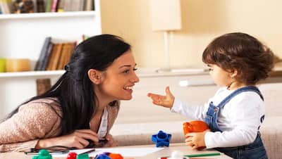 Child Care : मायेलिन से बढ़ता है आत्मविश्वास, बच्चों से करें नियमित बातचीत