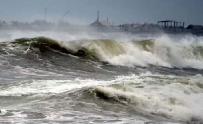Cyclone News : पूर्वी मध्य अरब सागर के ऊपर सक्रिय बहुत गंभीर चक्रवाती तूफान 'बिपरजॉय'