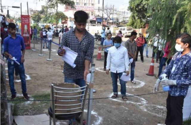 JEE-Advanced 2023 : वाविलला रेड्डी को शीर्ष स्थान, 43 हजार से अधिक छात्र उत्तीर्ण