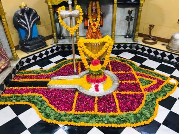 Nageshwar Jyotirlinga : नागेश्वर ज्योतिर्लिंग में दर्शन करने से मिल जाती है नागदोष से मुक्ति 10वें ज्योतिर्लिंग की रोचक बातें