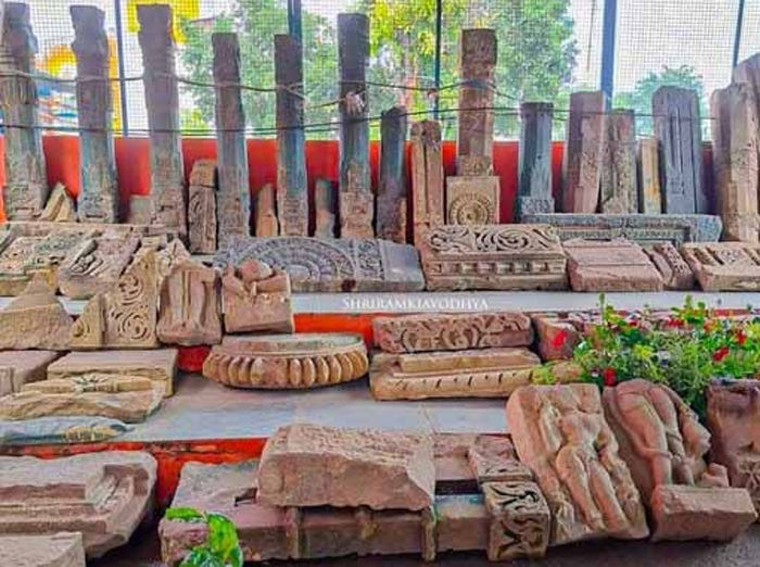 Ayodhya Ram Mandir Update : अयोध्या में खुदाई के दौरान मिली हैरतअंगेज वस्तुएं, जानें पूरा मामला