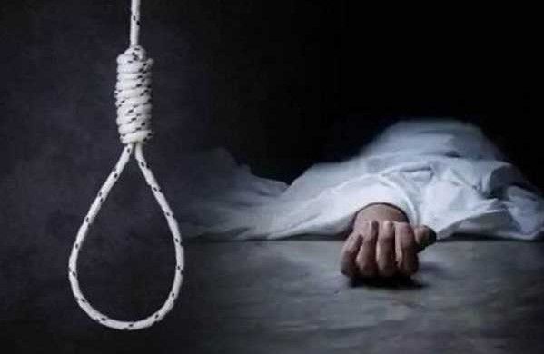 ग्रेटर नोएडा में युवक ने लगाई फांसी, जांच में जुटी पुलिस