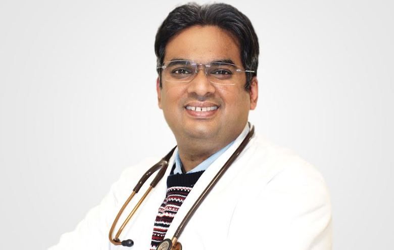 सांप ने काट लिया था, डाक्टरों ने बचा ली बच्चे की जान