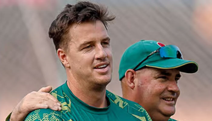 मोर्न मोर्कल का इस्तीफा: पाक टीम के खराब प्रदर्शन के बाद छोड़ा कोच पद