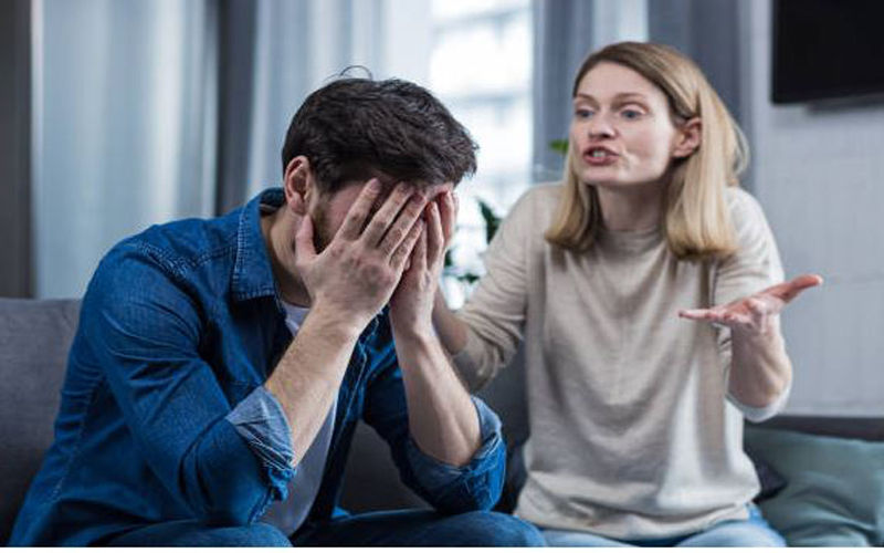 ठहरिए: कहीं आप भी तो अपने रिश्ते में नहीं कर रहे ये गलतियां