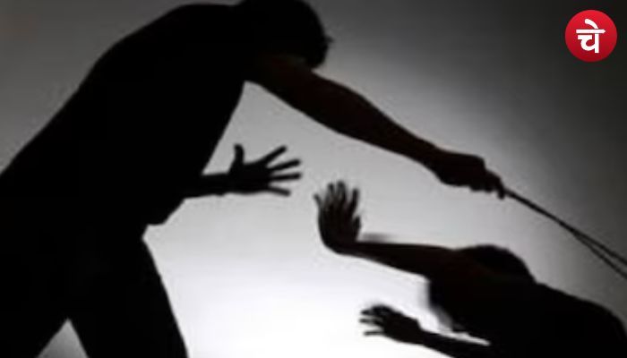 यूपी : शिक्षक बना हैवान, मासूम छात्रा को बेरहमी से पीटा