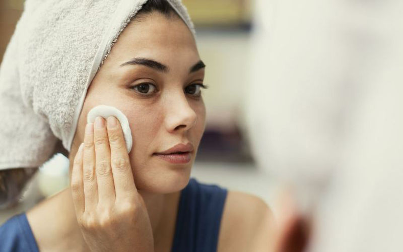 त्वचा की समस्याओं से बचाएंगे ये घरेलू उपाय, एक बार जरूर करें ट्राई