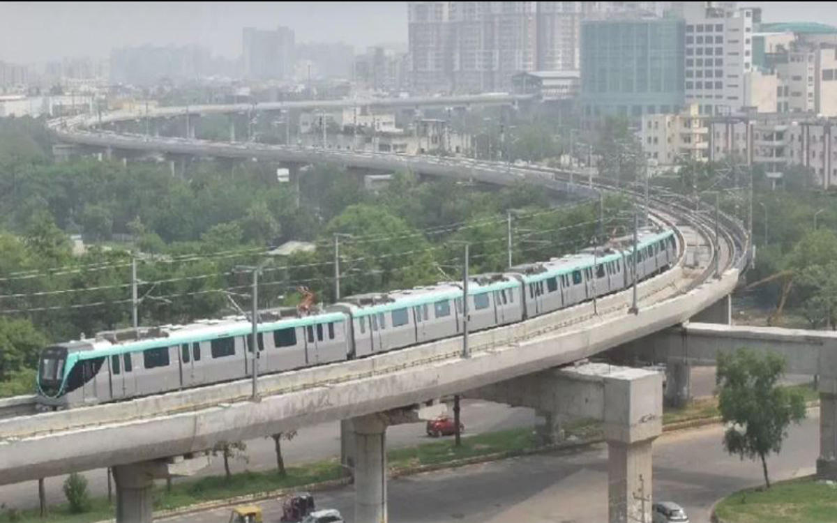 ग्रेटर नोएडा के लोगों को सीएम का बड़ा तोहफा, बोड़ाकी तक होगा मेट्रो का विस्तार