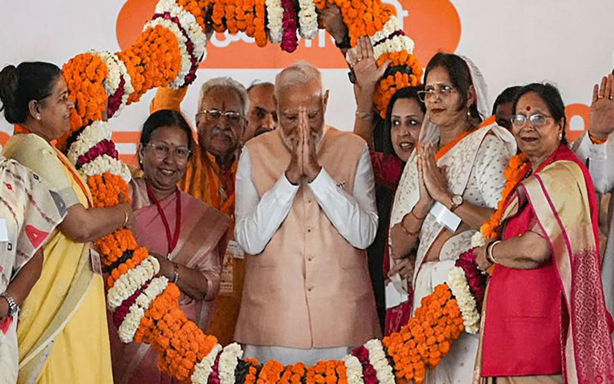 पीएम मोदी ने मेरठ से किया चुनावी अभियान का आगाज, विपक्ष पर साधा निशाना