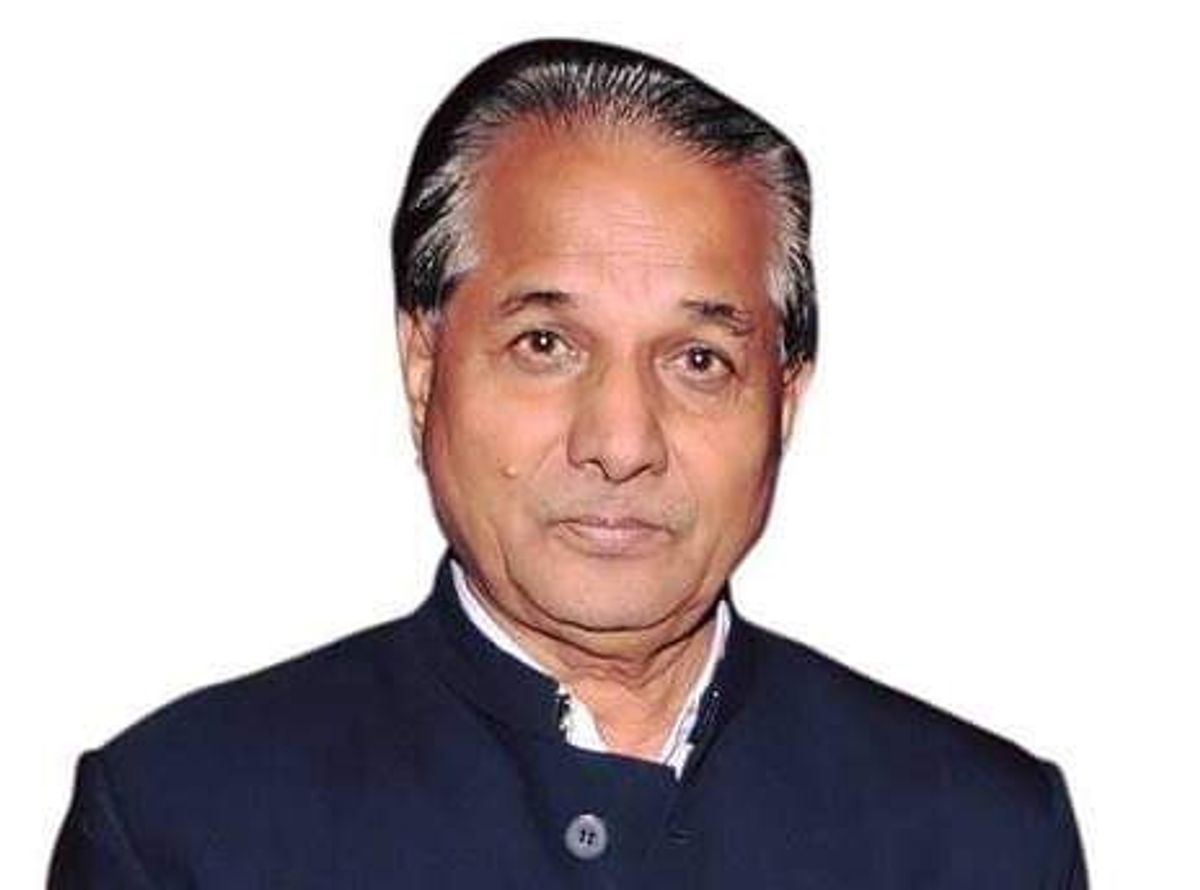 नोएडा सीट के प्रत्याशी को जानिए, खूब सर्च किए जा रहे हैं राजेन्द्र सोलंकी