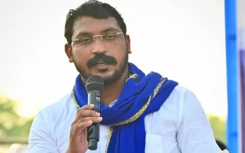 चन्द्रशेखर आजाद का बड़ा दावा, बोले मेरे साथ है मायावती का आशीर्वाद