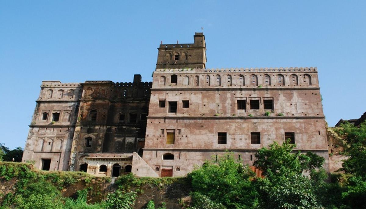 उत्तर प्रदेश सरकार का बड़ा फैसला, प्रदेश के 16 महल बनेंगे फाइव स्टार होटल