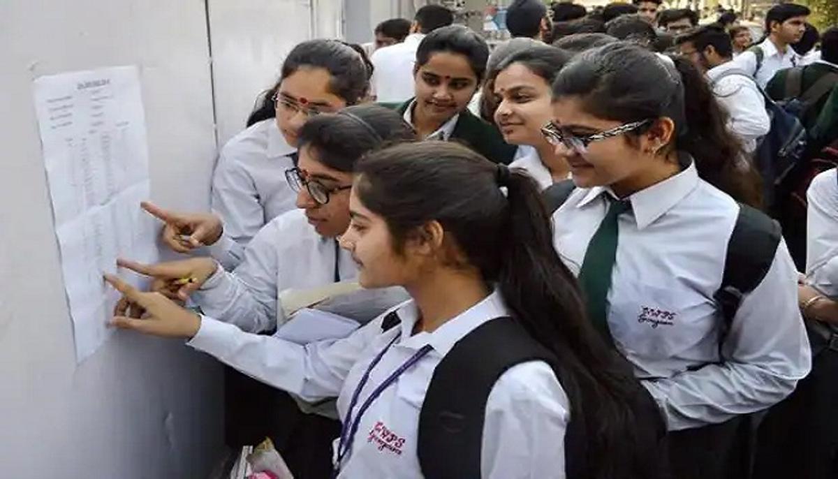 बिल्कुल भी ना खोजें CBSE बोर्ड के टॉपर्स की लिस्ट, कारण है खास