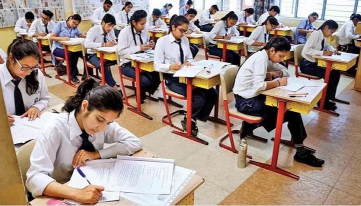 उत्तर प्रदेश सरकार का बड़ा फैसला, कक्षा-8 तक के बच्चे देंगे चार बार परीक्षा