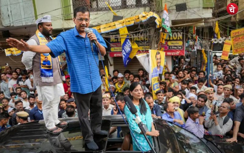 अरविंद केजरीवाल ने पत्नी सुनीता के साथ पहली बार किया प्रचार,कहा ये तो झांसी की रानी है