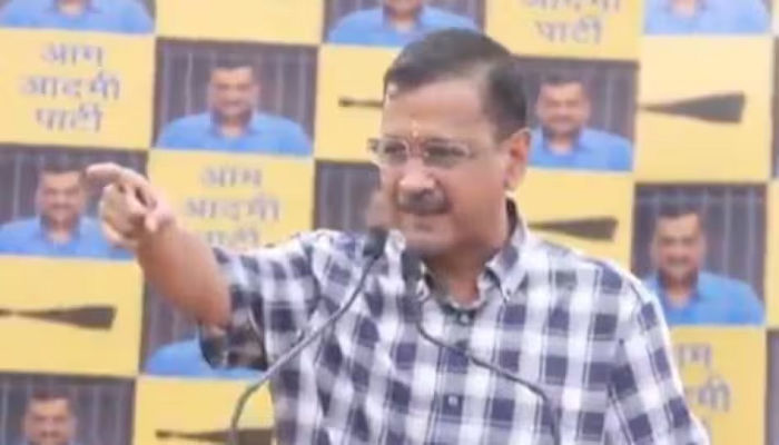 PM मोदी की गारंटी के जवाब में केजरीवाल ने दे दी 10 गारंटी