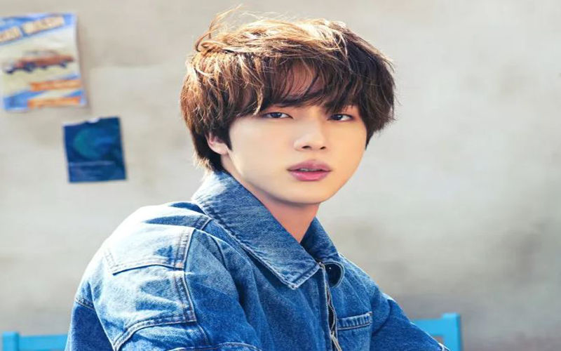 मिलिट्री सर्विस पूरी कर लौटे Jin, मेंबर्स ने किया जबरदस्त स्वागत, देखें वीडियो...