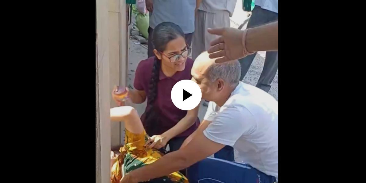 बेटी की छूट गई UPSC परीक्षा, माता-पिता का हुआ बुरा हाल