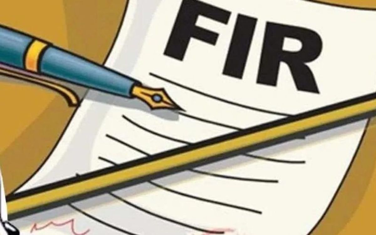 नोएडा के ग्रीन बेल्ट में अवैध निर्माण पर दर्ज हुई FIR