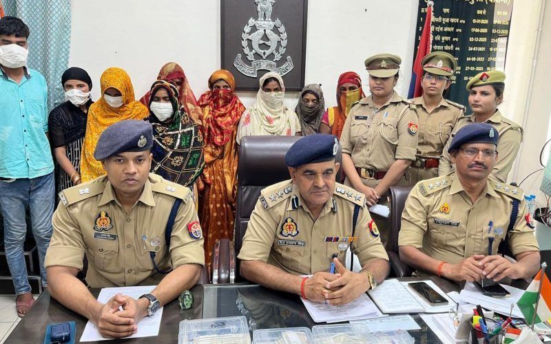 लखनऊ पुलिस ने किया खतरनाक टप्पेबाज महिला गिरोह का पर्दाफाश