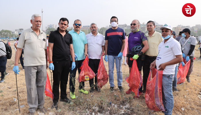 हरित नोएडा-स्वच्छ नोएडा का संदेश लेकर सड़क पर उतरे नोएडा के सीईओ