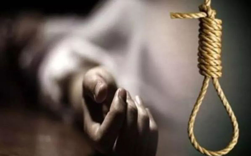 ग्रेटर नोएडा के अलग-अलग जगहों से आई आत्महत्या की घटनाएं, इलाके में दहशत का माहौल