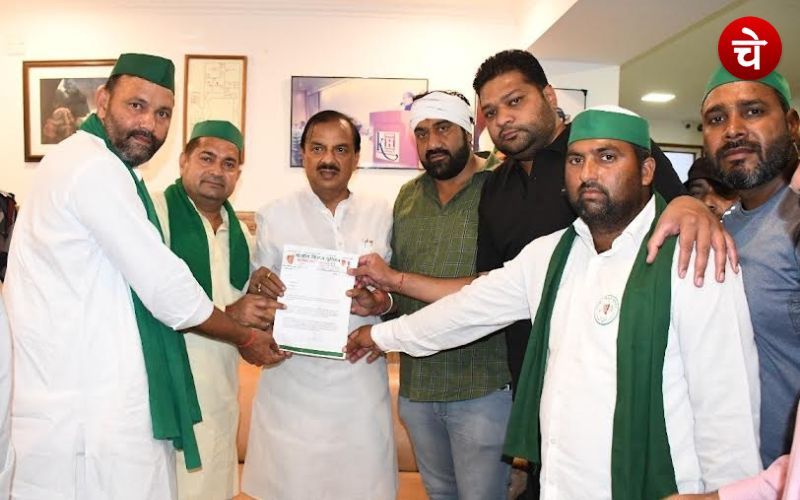 सांसद के सामने भाकियू ने उठाई MSP व ऋण माफी की मांग