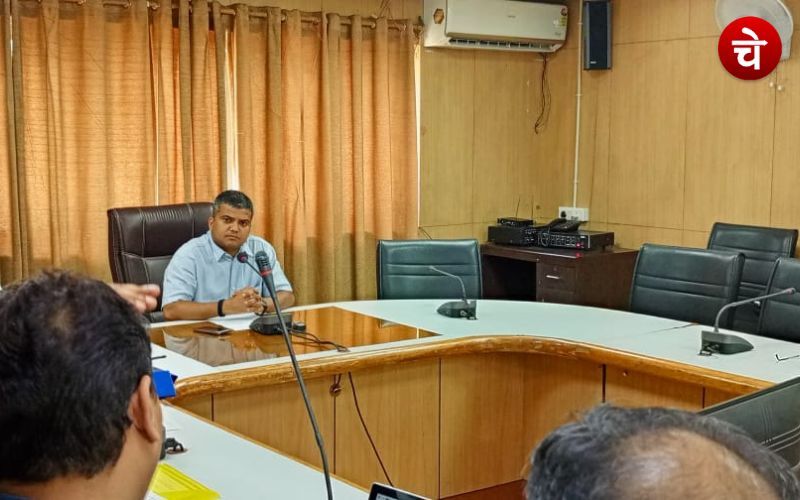 डीएम का बड़ा एक्शन, अवैध भूजल दोहन पर मदरसन, यूनिएक्सल समेत 6 कंपनियों पर लाखों का जुर्माना