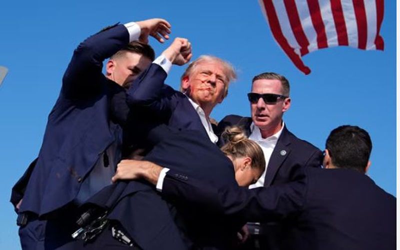 Donald trump min