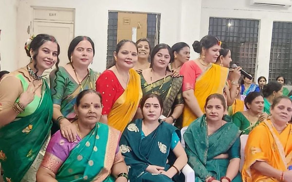 नोएडा में महिलाओं ने बड़ी धूमधाम से मनाया हरियाली तीज
