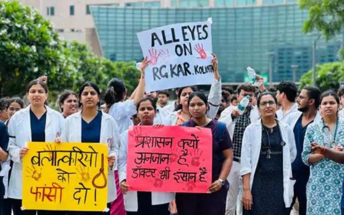 ग्रेटर नोएडा के GIMS अस्पताल में डॉक्टरों की नारेबाजी, OPD सेवाओं पर असर