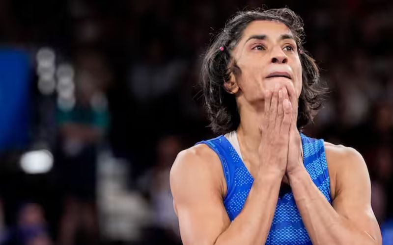 विनेश फोगाट के खिलाफ फेडरेशन और सरकार की साजिश, परिवार का बड़ा आरोप