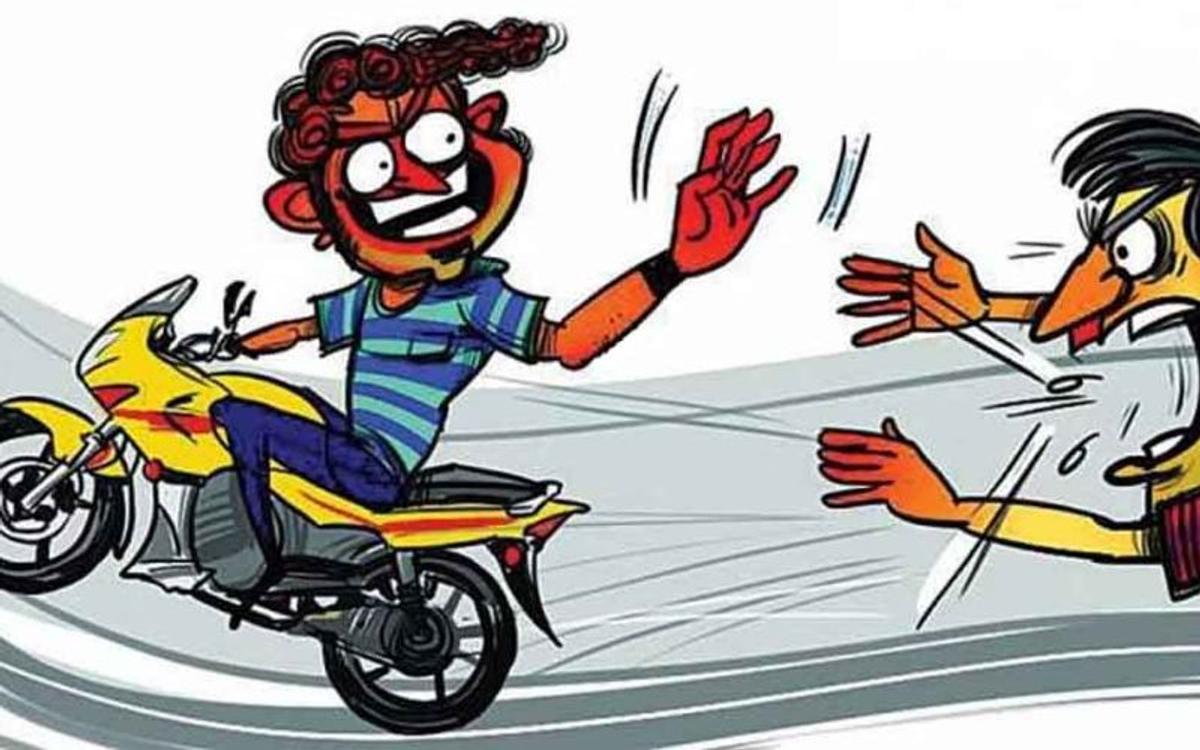 कोर्ट में जमानत देने आए व्यक्ति की बाइक चोरी