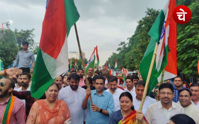 नोएडा में भाजपा युवा मोर्चा के नेतृत्व में निकली तिरंगा बाइक रैली