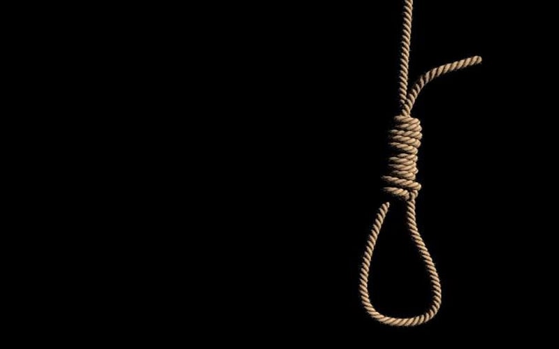 पहले मां से मांगी माफी फिर इंस्टाग्राम पर स्टेटस, फंदे पर झूलने से पहले ये क्या कह गया शख्स?