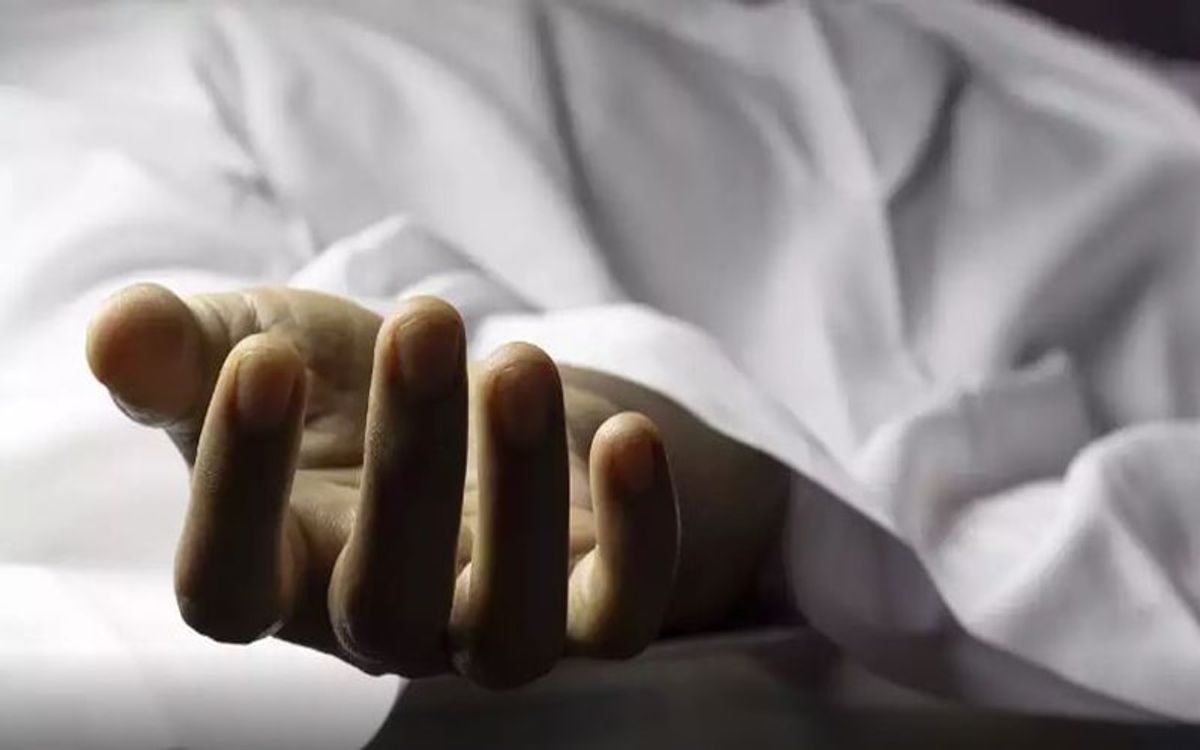 पिता की डांट से नाराज नाबालिग ने की आत्महत्या, ऑनलाइन गेम से जुड़ा है मामला