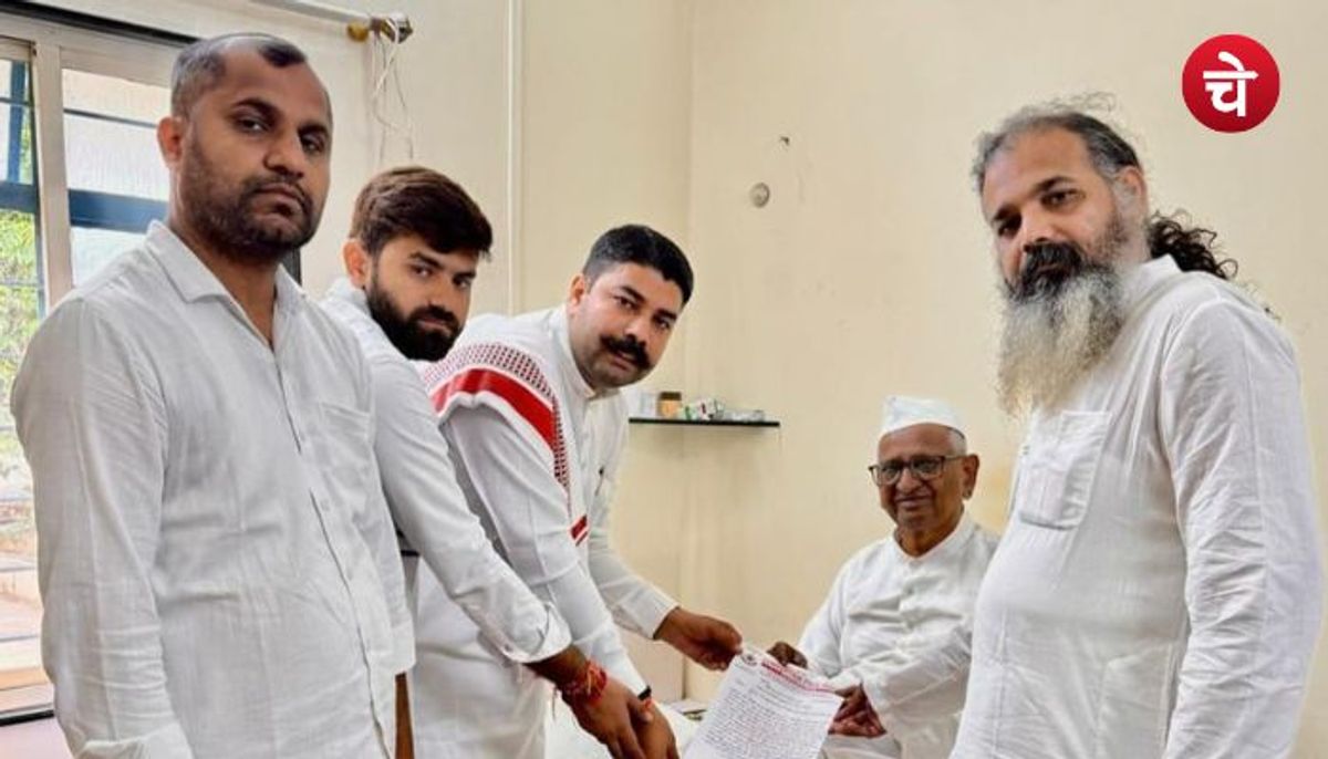 करप्शन फ्री इंडिया संगठन द्वारा धरना प्रदर्शन जारी, समान शिक्षा-चिकित्सा कानून के लिए अन्ना हजारे से मांगा समर्थन