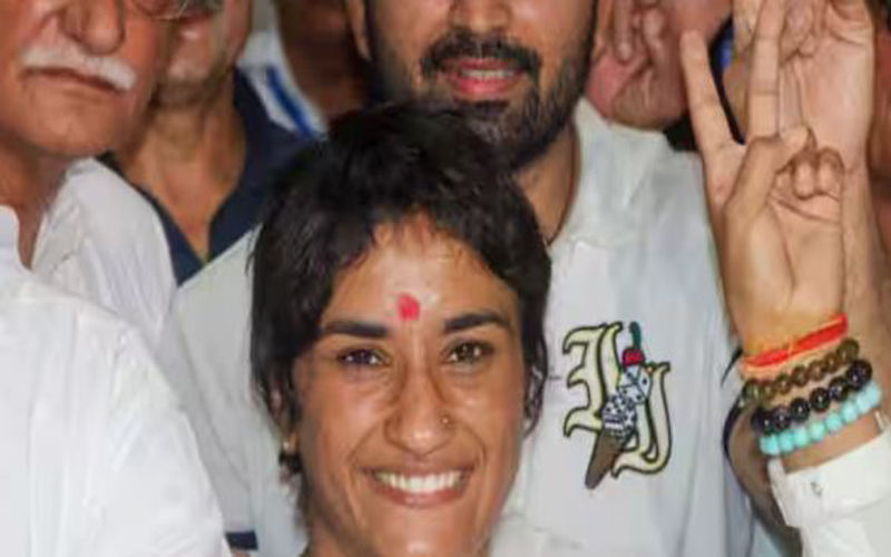 जुलाना में विनेश फोगाट ने मारी बाजी, बीजेपी प्रत्याशी योगेश बैरागी को दी पटखनी