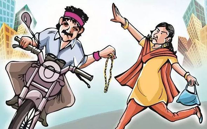 नोएडा में अपराध का बढ़ता ग्राफ, बदमाश बेखौफ कर रहे है लूटपाट